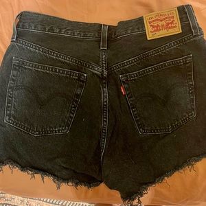 Levi’s 501 black jean shorts - size 29
